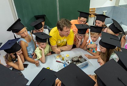 Kids university with Simon Tragust © Maike Glöcker